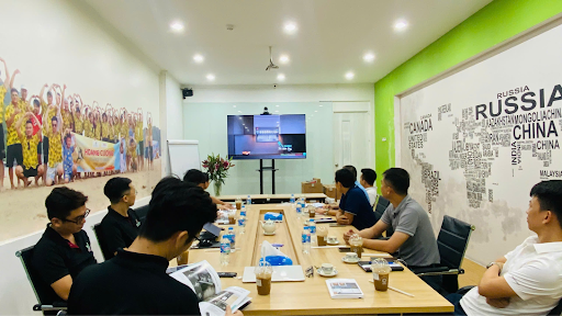 Sự kiện ra mắt của GrandX tại Siêu Thị Bếp Điện Từ